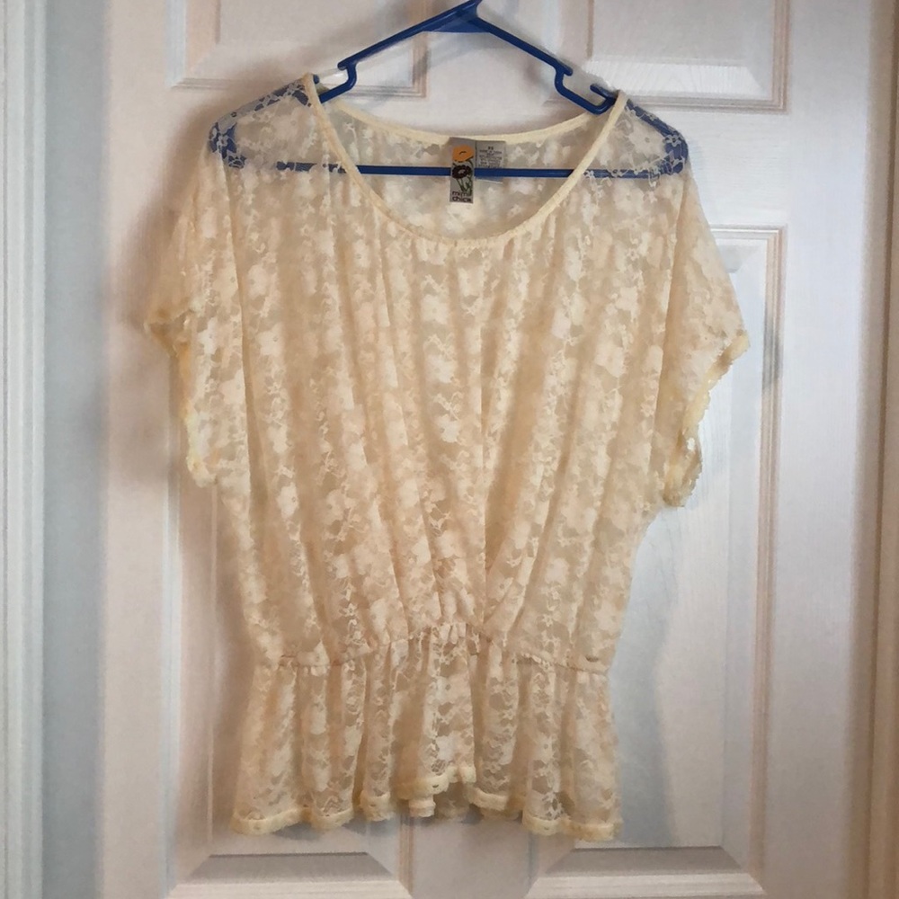 Mimi Chica sheer lace top with elastic waist